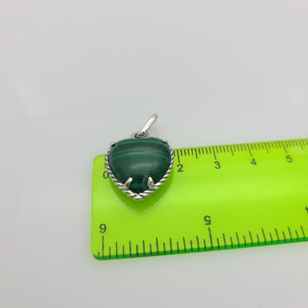 David Yurman Heart Malachite Pendant 19x23mm - Picture 7 of 7